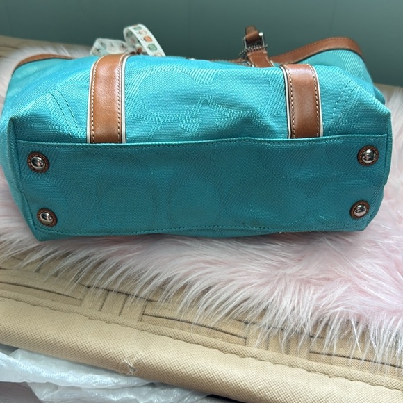 Coach VINTAGE FALL Turquoise and Tan Shoulder Bag - Picture 4 of 10